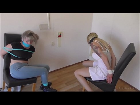 ❤️ Verslaafd / vastgebonden en de mond gesnoerd / jonkvrouw in nood ☑ Just porno at nl.wassell.ru