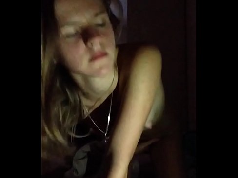❤️ Een meisje masturbeert en komt klaar ☑ Just porno at nl.wassell.ru