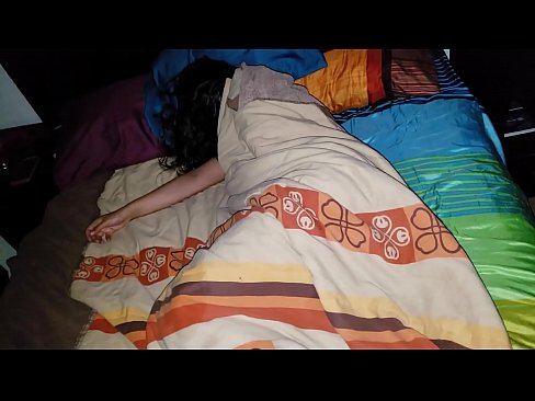 ❤️ Stiefzoon die zijn jonge stiefmoeder berispt terwijl ze slaapt. ☑ Just porno at nl.wassell.ru